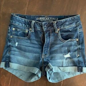 American Eagle shorts. Size 6